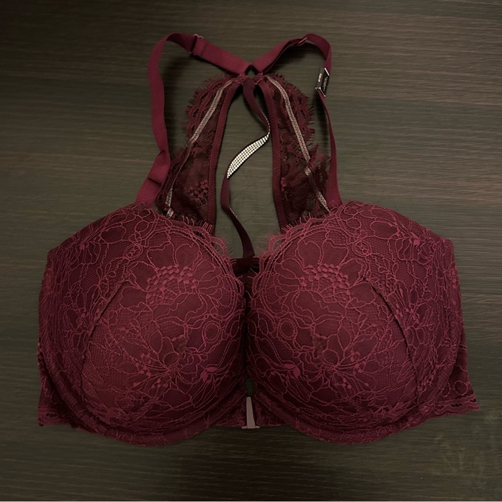 NEW VICTORIA’S SECRET Very Sexy Push Up Bra Size 36DD Crystal Stones T Back Lace